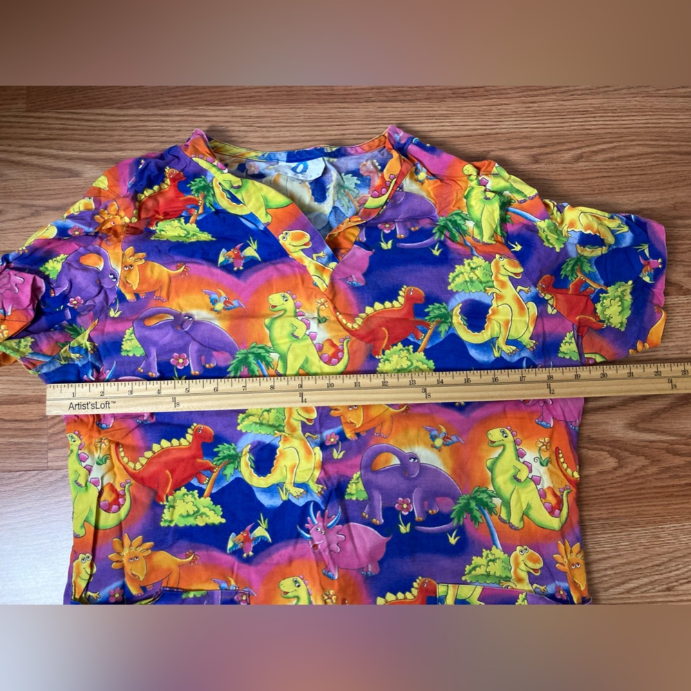 Dinosaur Scrub Top - Picture 5 of 5